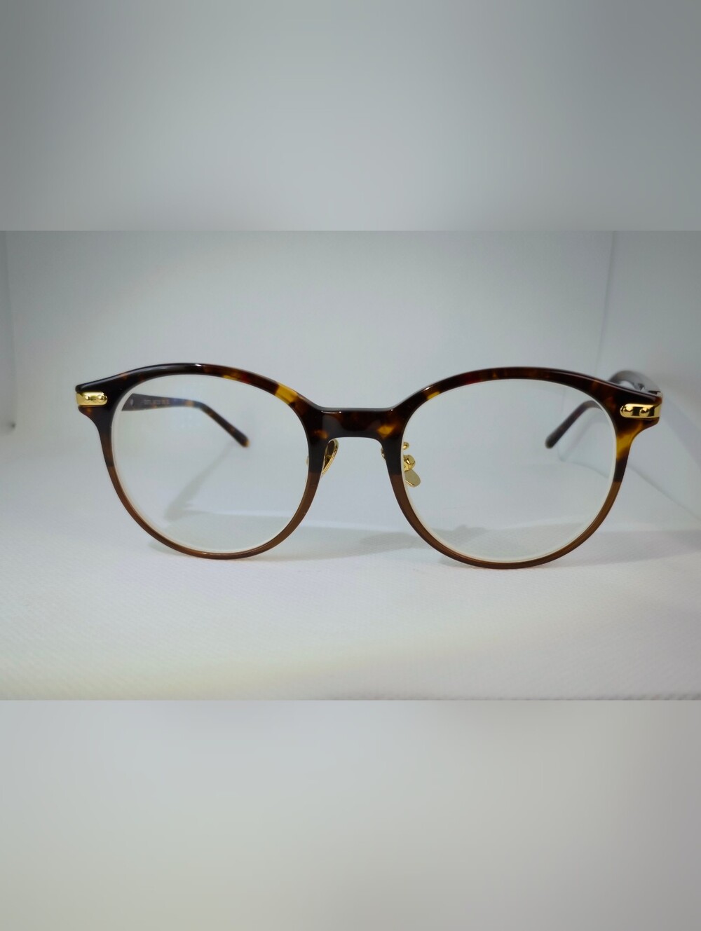 Dotti. Tortoiseshell Round Women's Eyeglass Frames - Brown Gold.